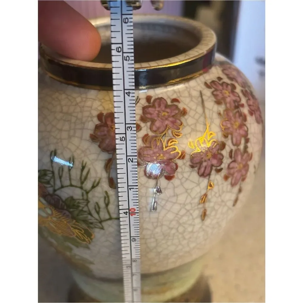 Japanese porcelain vase